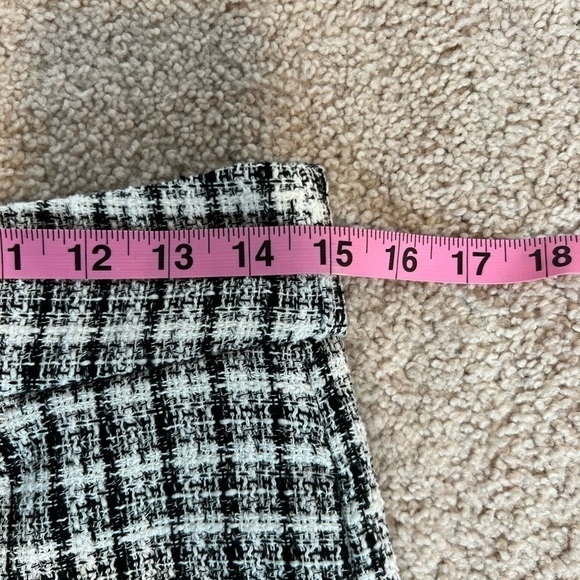 AARON & Amber Women’s Black and White High Waisted Shorts Size Large - Picture 7 of 9